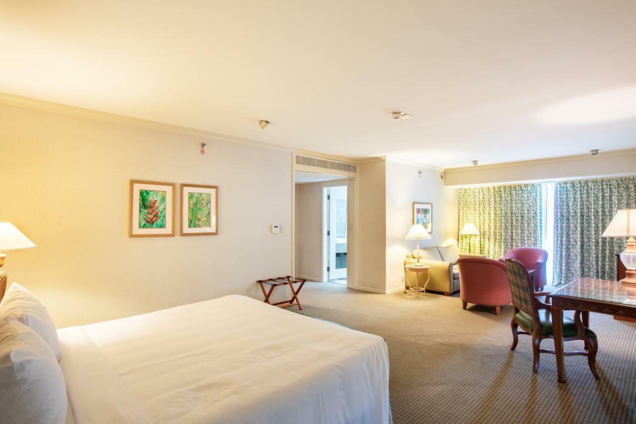Pacific Star Resort & Spa Tamuning Exterior photo
